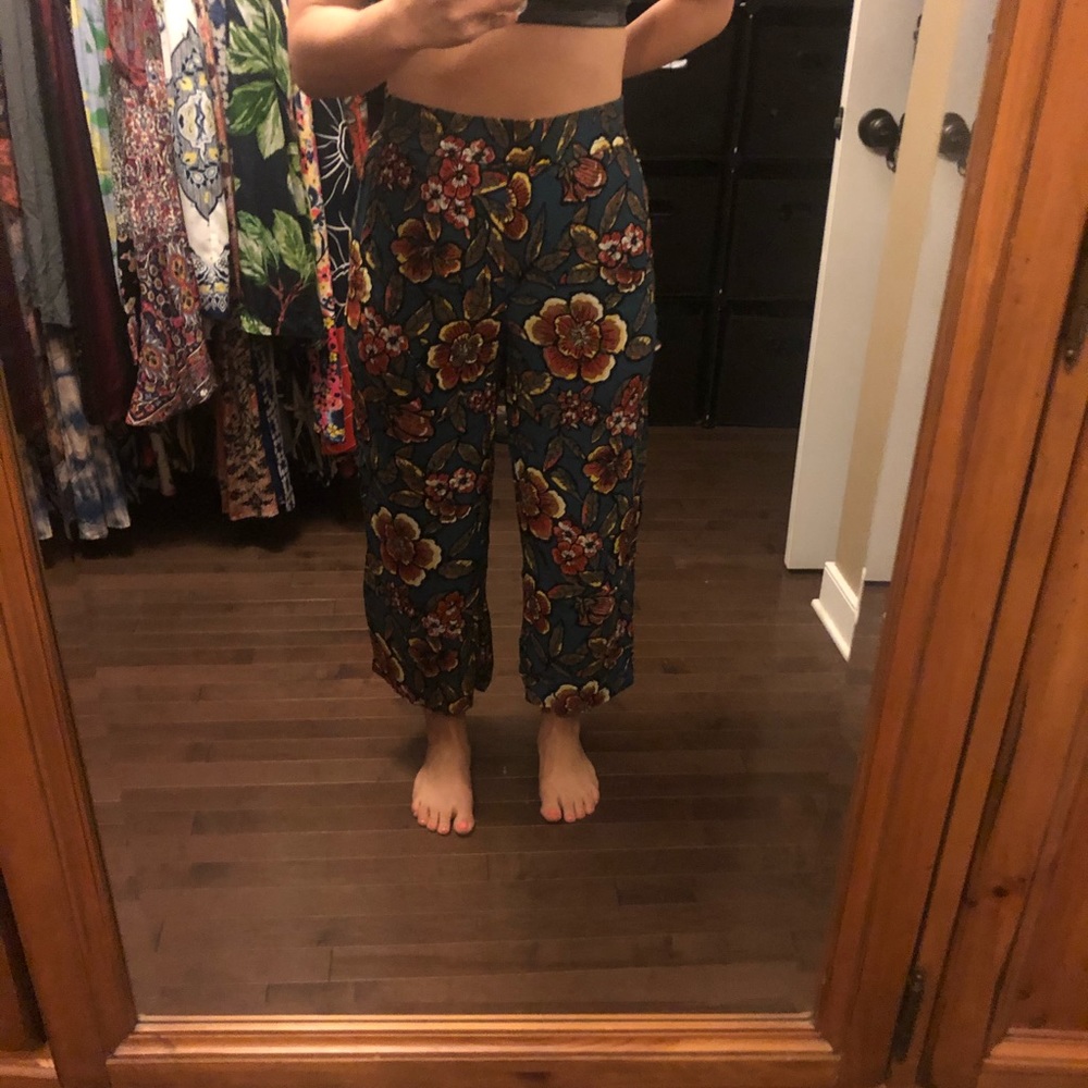 Ann Taylor Loft flowing floral pants